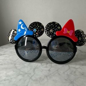 Hong Kong disney sunglasses adult sorcerer Mickey